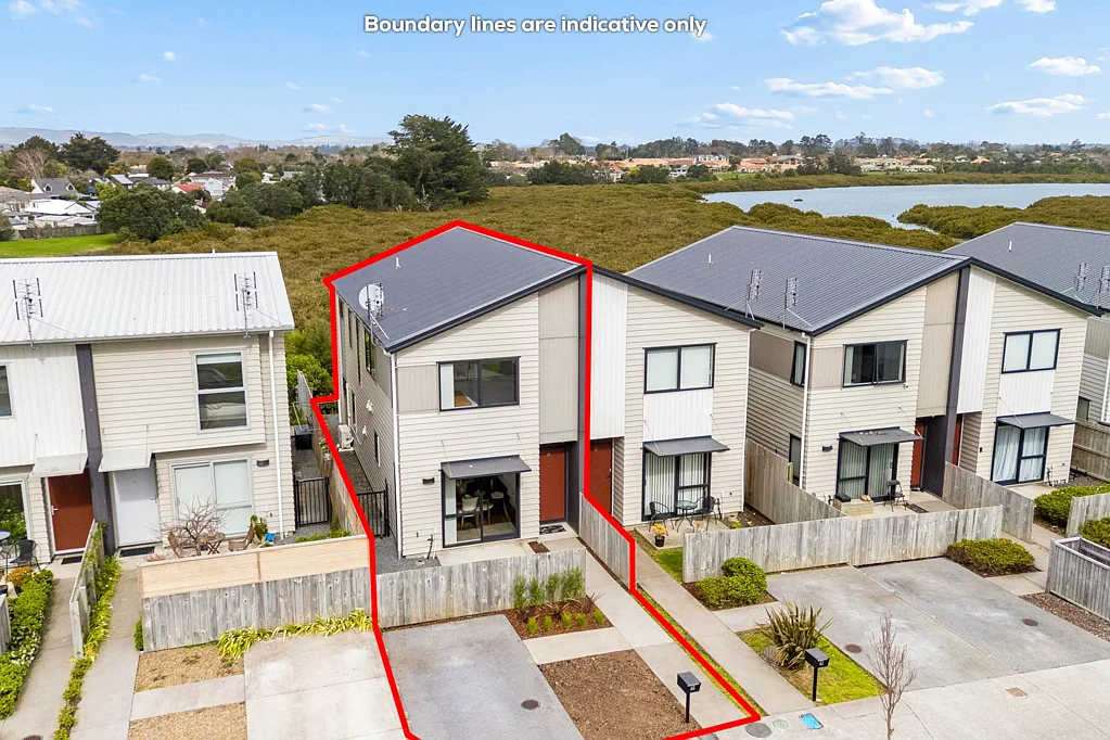 Wattle Downs 3બેડરૂમ Quality Freehold with Scenic Views!
