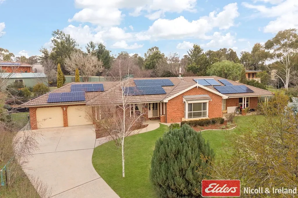 Perthville 4બેડરૂમ COUNTRY STYLE LIVING, ONLY MOMENTS FROM TOWN!