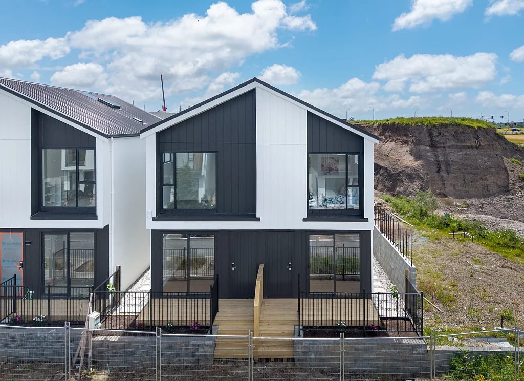 2/55 Tahetoka Street, Westgate, Waitakere City, Auckland