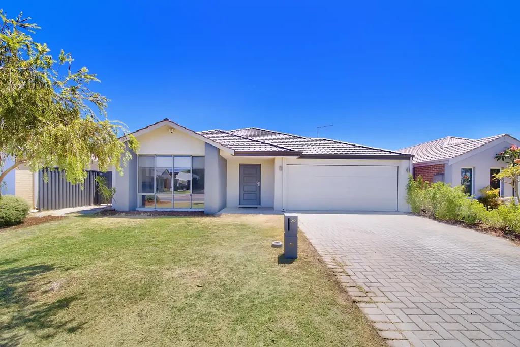 22 Glenfinlass Parade, Wellard, WA 6170