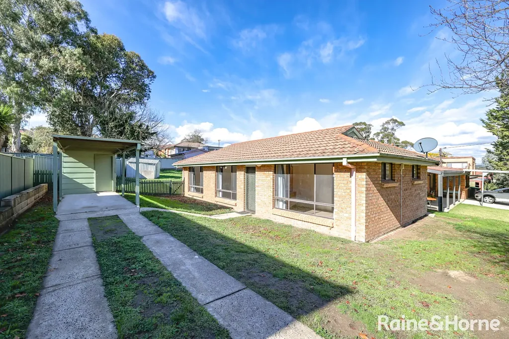 3 Bedroom Home Close to West Bathurst & Assumption Schools - Available 12/6/26