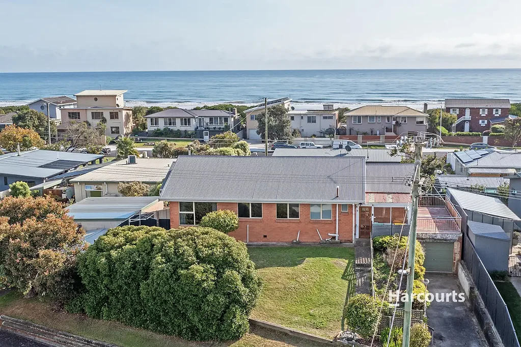 11 Turners Avenue, Turners Beach, TAS 7315