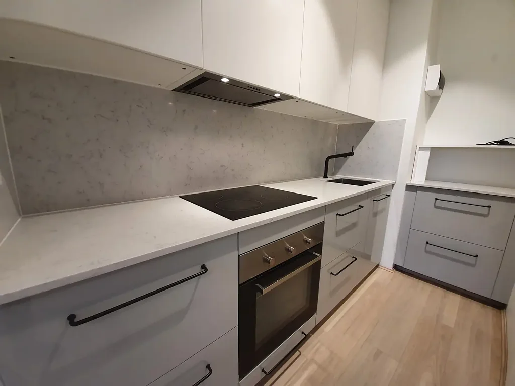 STUNNING 1 BEDROOM APARTMENT, GREAT LOCATION
