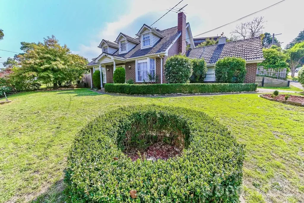 Beautiful Two-Storey Family Home with Modern Amenities