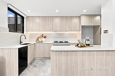 91 Tower Street, Panania, NSW 2213, 5 Bedrooms, 3 Bathrooms, Apartment