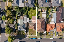 24 McMillan Street, Clayton South