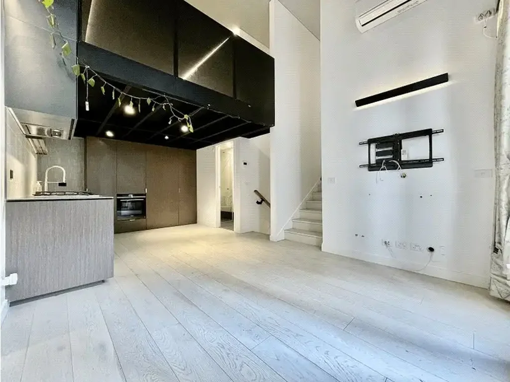 Modern Two-Bedroom Living in the Heart of Docklands