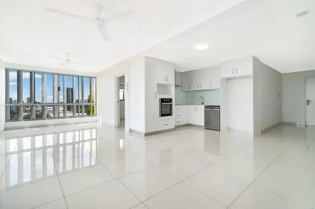 🌆 STYLISH 2-BEDROOM APARTMENT WITH CITY VIEWS I CATALYST COMPLEX
