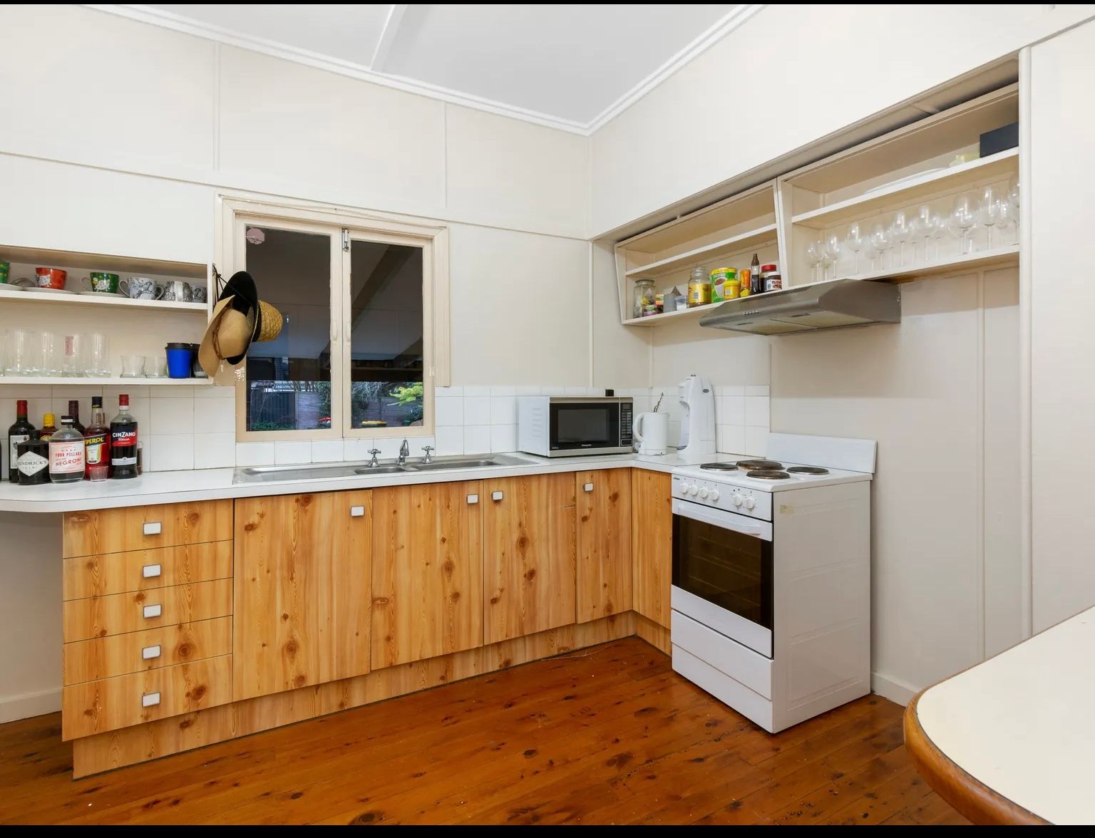 24 MARSHALL AV, SEVEN HILLS QLD 4170, 0 Schlafzimmer, 0 Badezimmer, House