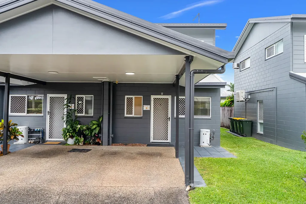 Woree 2房  Townhouse in Convenient Location