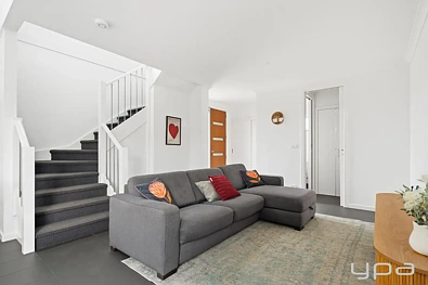 8 FLOURISH WAY, WERRIBEE VIC 3030, 2 phòng ngủ, 1 phòng tắm, House