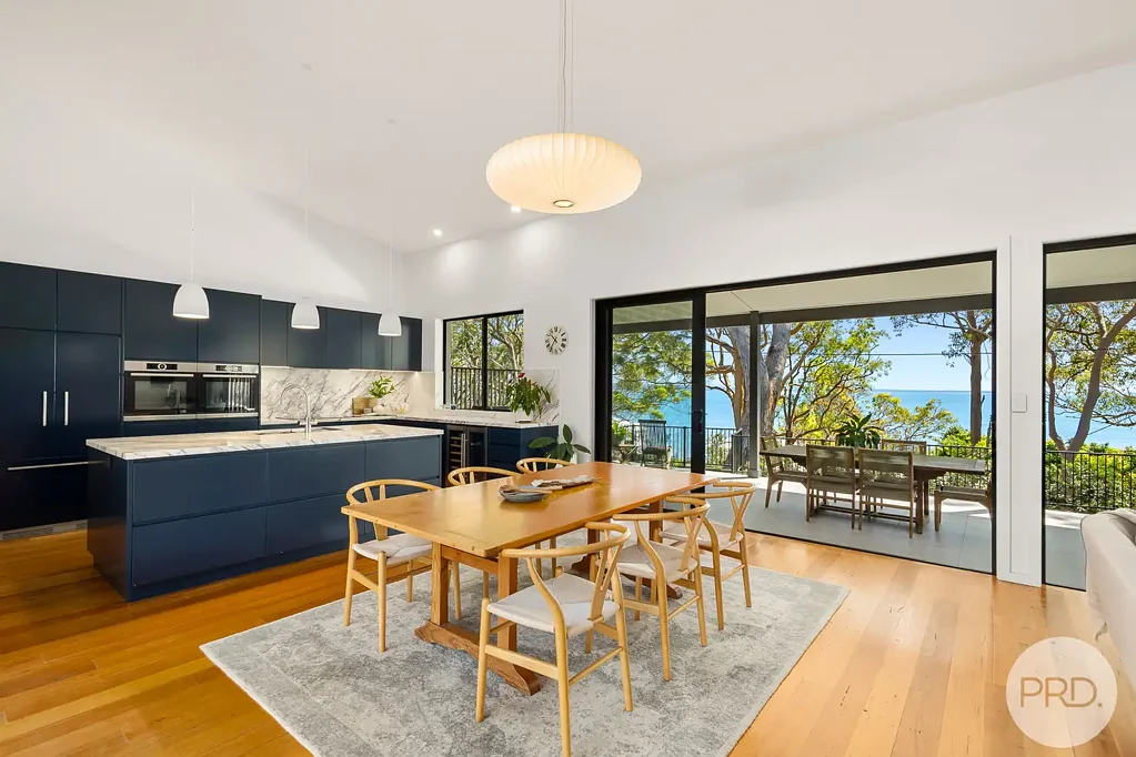 Salamander Bay 4ห้องนอน Elegant Coastal Retreat