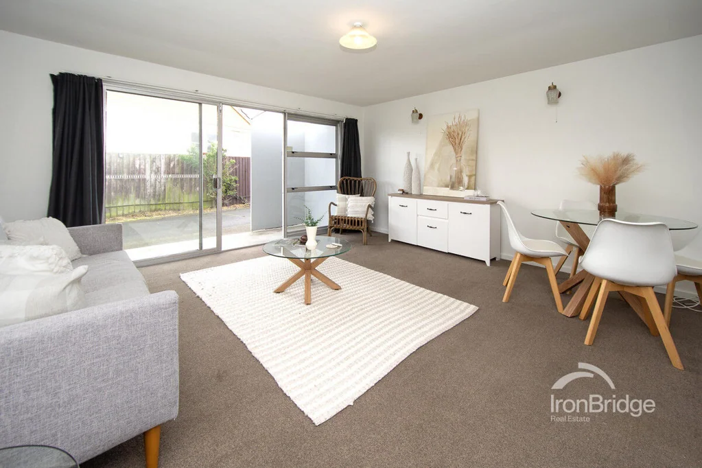 New Brighton 2कमरा Flat out Fabulous, Flat out Fresh