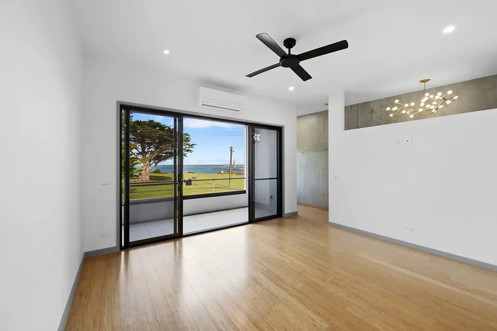 Portland 2कमरा 'THE OUTLOOK' - Townhouse Three