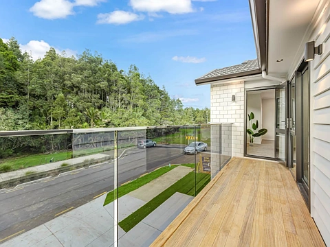 Flat Bush 8部屋 Stunning Brand New Luxury Family Home – 354m2 ...