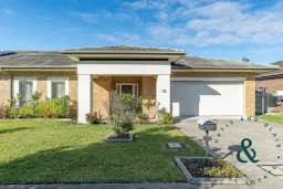 13 THE COVE DR, Fullerton Cove