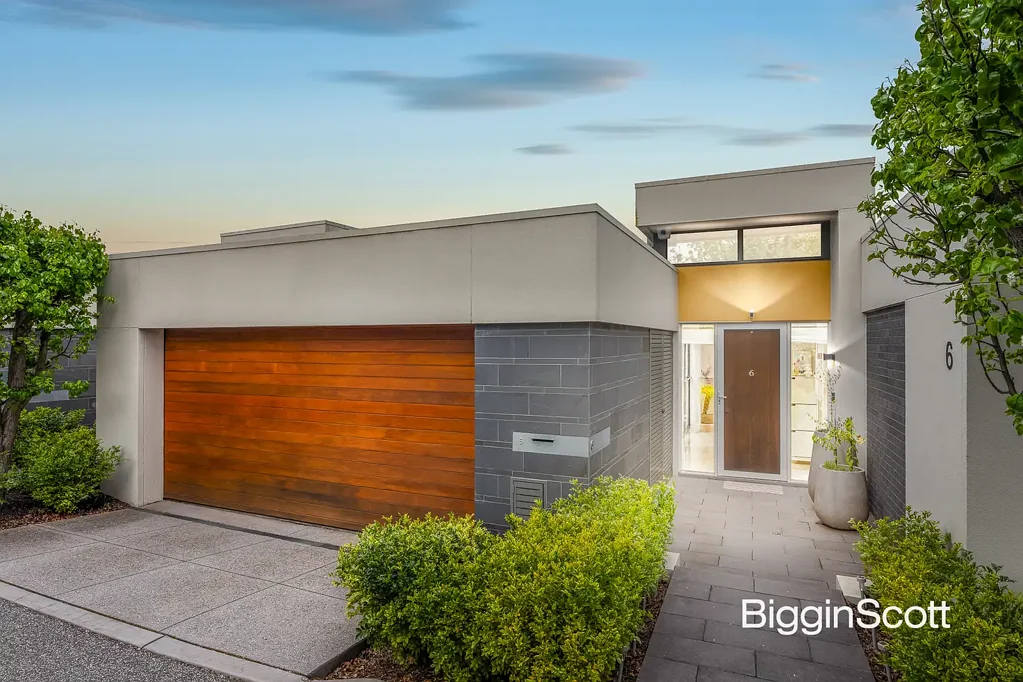 Mulgrave 4Moenga FAMILY FUNCTIONALITY WITH OVAL FRONTAGE!