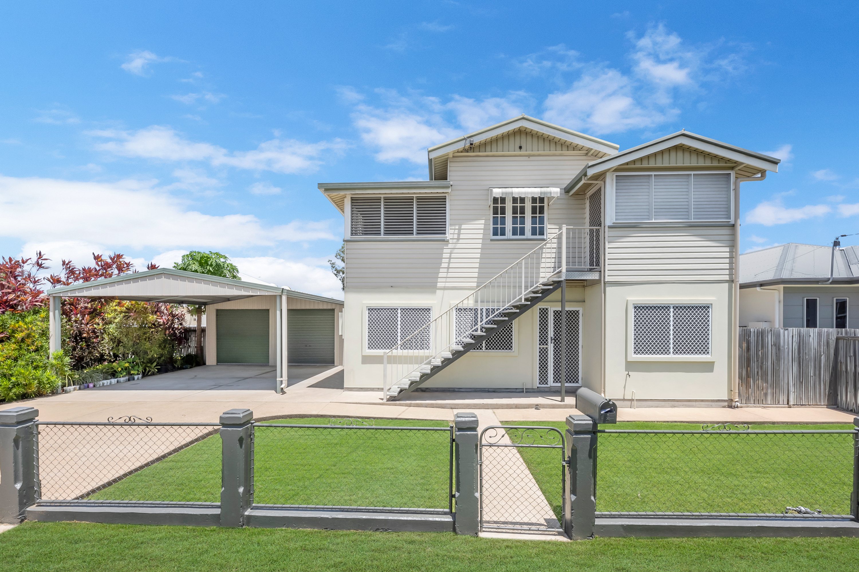 4 BAYSWATER TCE, HYDE PARK QLD 4812, 0部屋, 0バスルーム, House