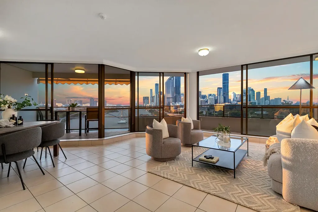 South Brisbane 2部屋 Uninterrupted Riverfront Luxury with Panoramic City Views!