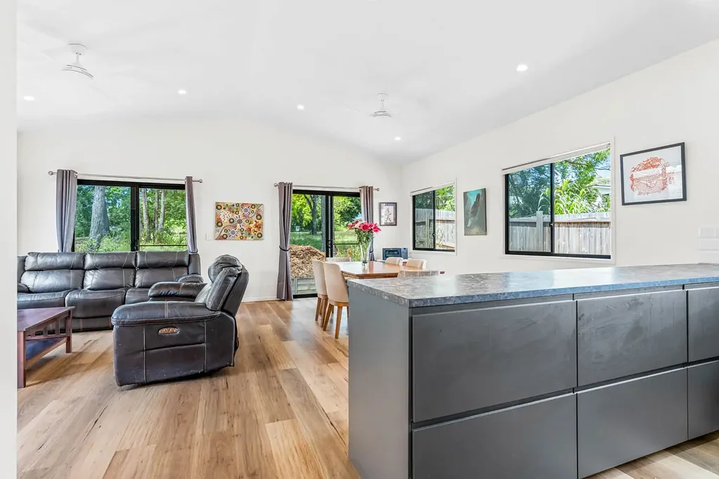 Russell Island 3Moenga One Owner, Northern End & Great Street