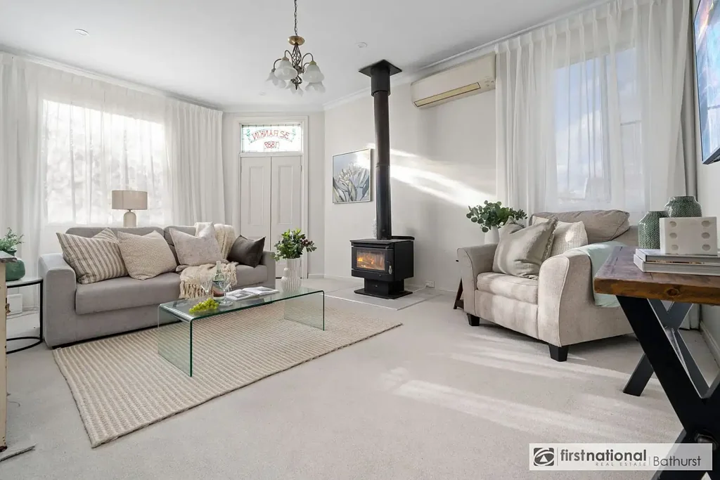 Bathurst 4房  1880's Charm Meets Contemporary CBD Living