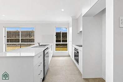Kusina - 36 Zenith Circuit, Flagstone, QLD 4280
