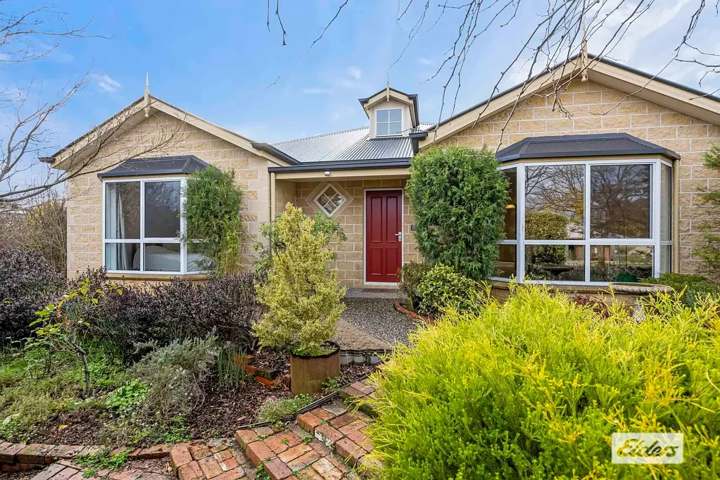 Ararat 3 Bedroom Timeless Charm, Modern Comfort & a Glorious Garden Setting in the Heart of Ararat