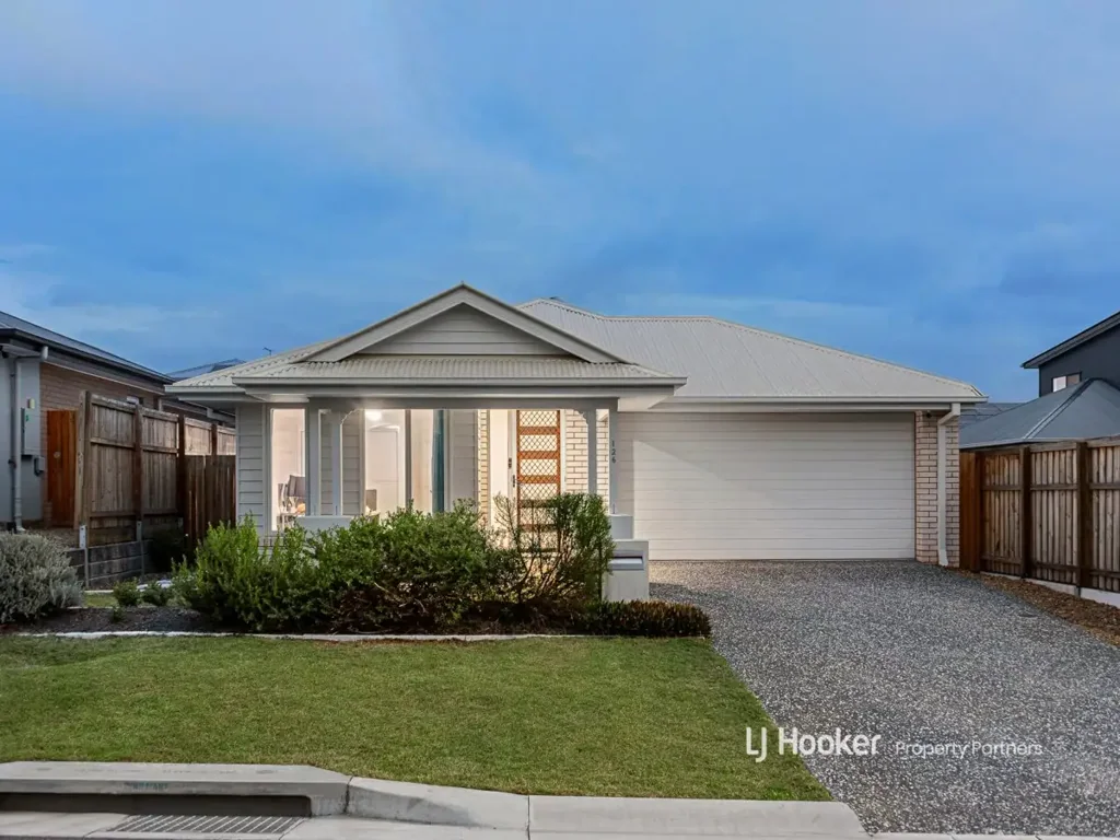 126 Davidson Circuit, Park Ridge, QLD 4125
