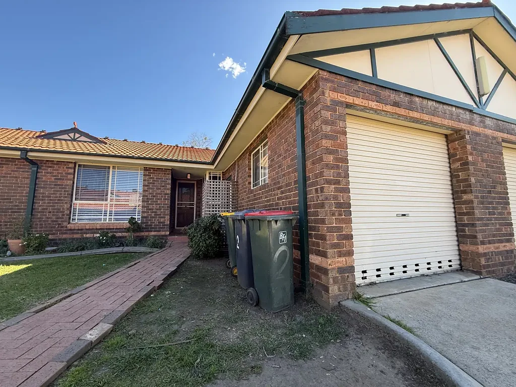 Updated 2 bedroom townhome- Available Now!