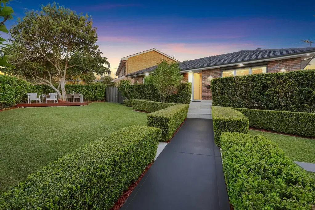 2 Flora Street, Narwee, NSW 2209