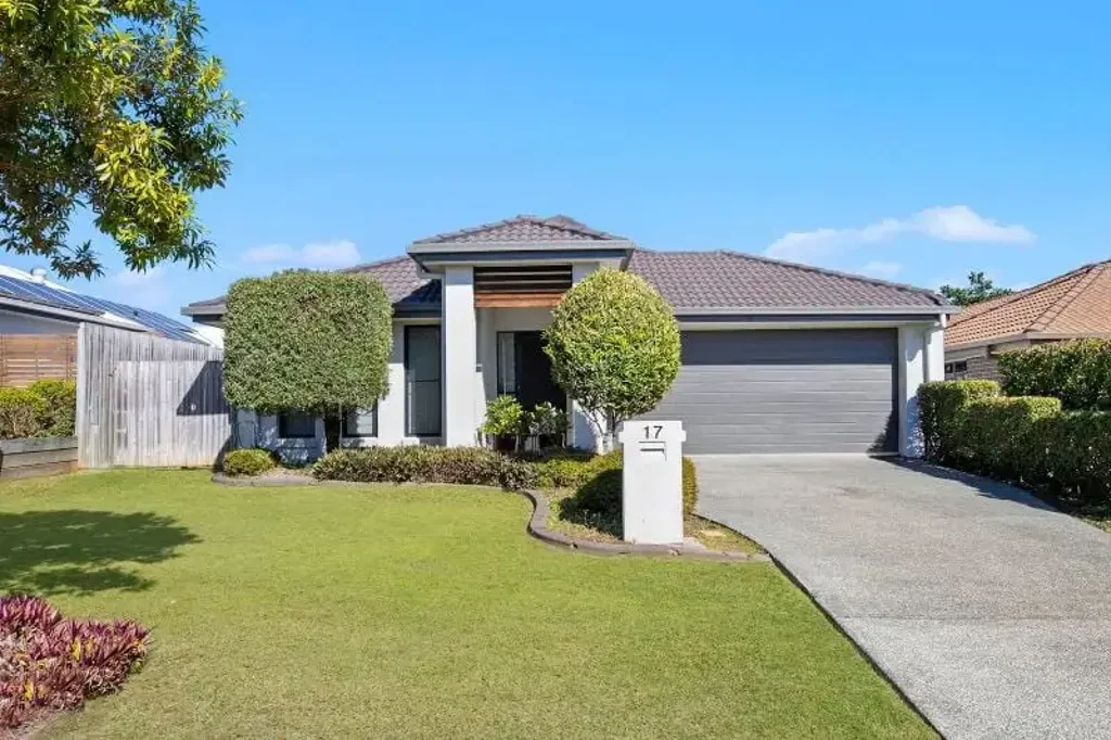 North Lakes 4 Bedroom Spacious, Modern Family Home in a Prime North Lakes Location