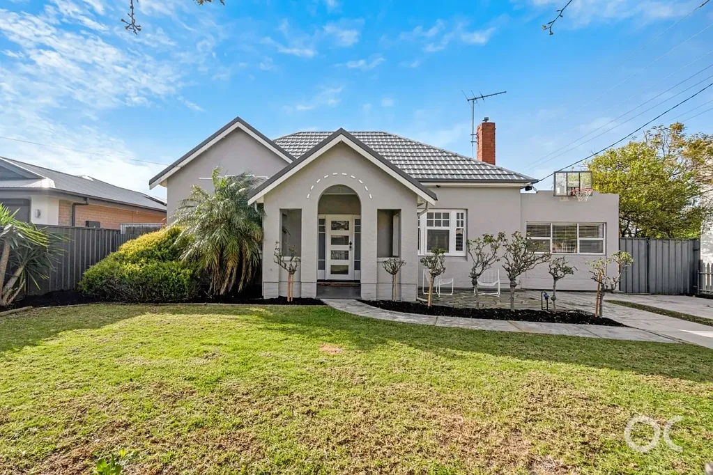 98 Trimmer Parade, Seaton, SA 5023