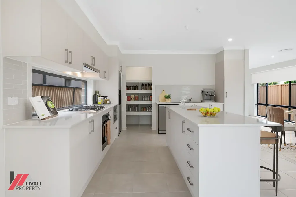 Spacious Home with additional self contained accommodation