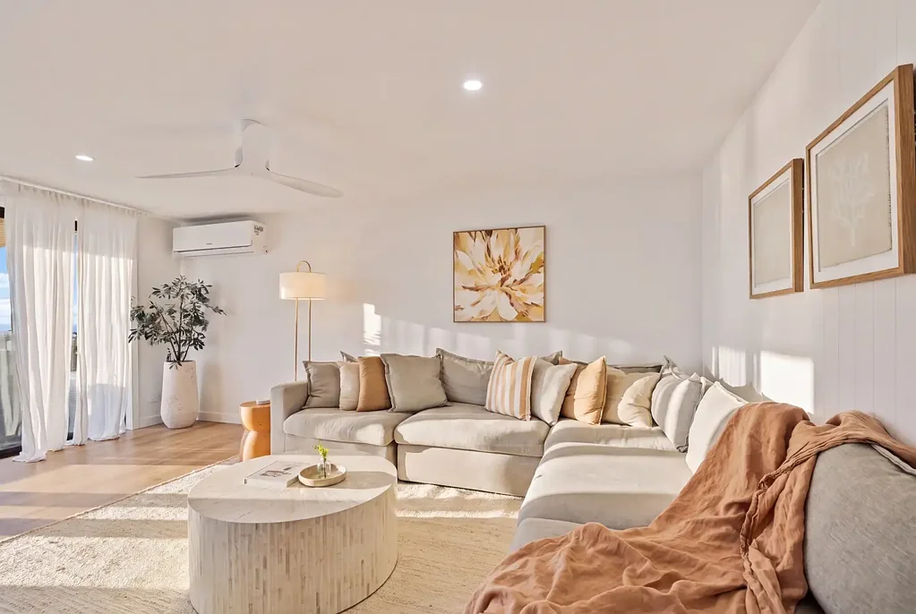 Burleigh Waters 4कमरा Four Bedroom Townhouse in Heart of Burleigh