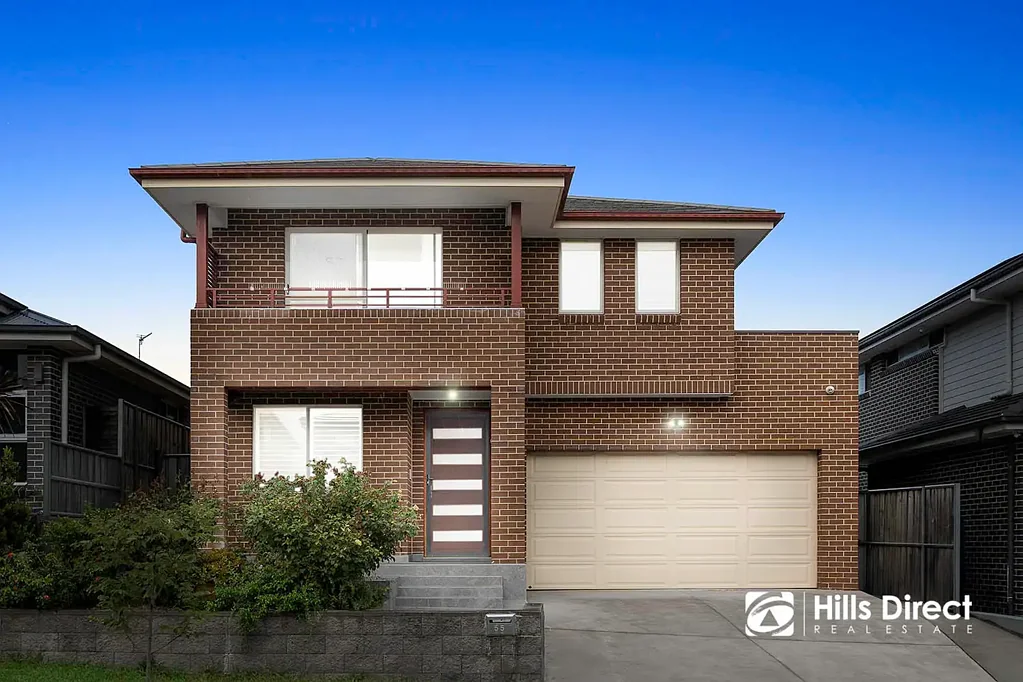 The Ponds 5 Slaapkamer North-Facing Family Home with In-Law/Guest Facilities – Walk to Schools!