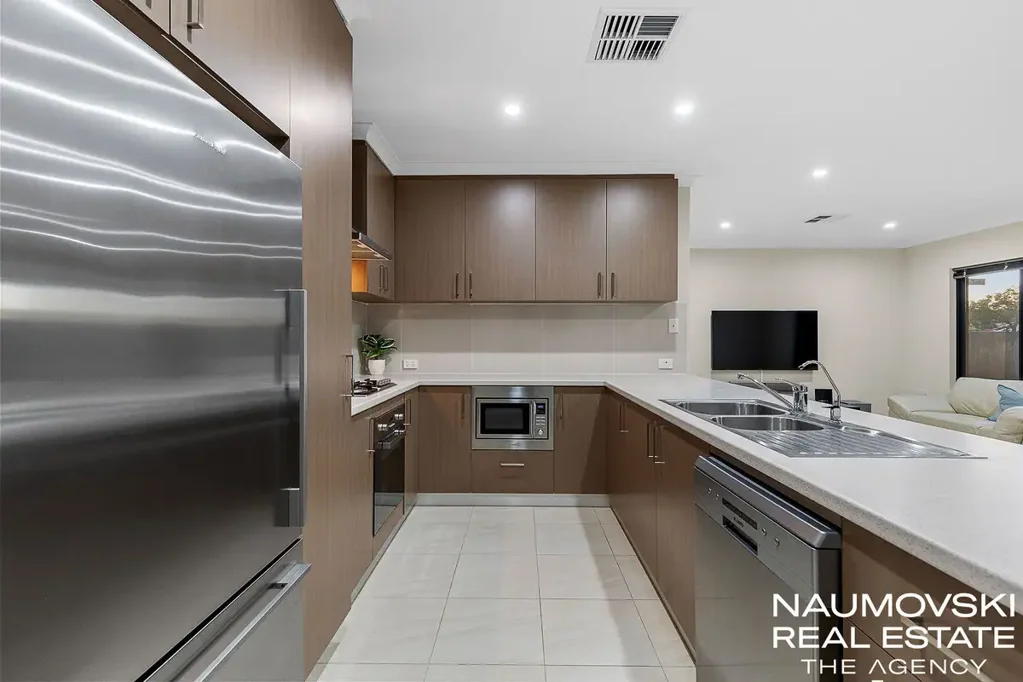 Westminster 4Kwarto HUGE 4x2 FAMILY HOME! WESTMINSTER'S BEST VALUE!