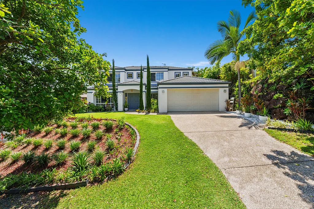 4 Gilcrest Court, Molendinar, QLD 4214