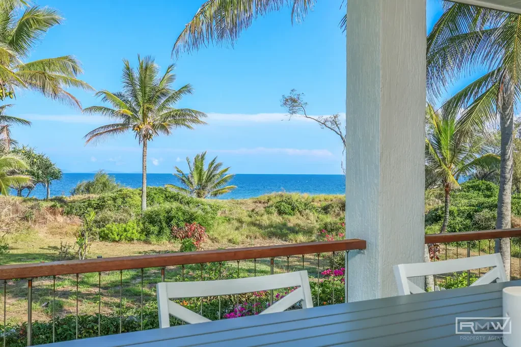 65 Kiama Avenue, Bangalee, QLD 4703