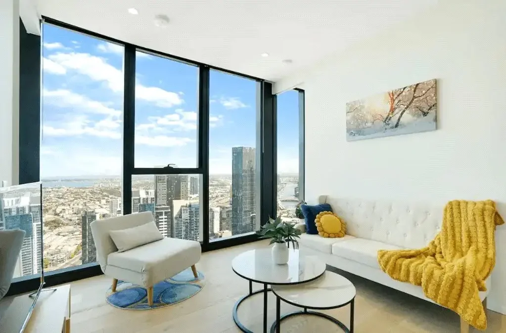 LUXURY FURNISHED 2-bedroom with Unrivalled Ocean view and World-Class Facilities at Melbourne Square in Southbank