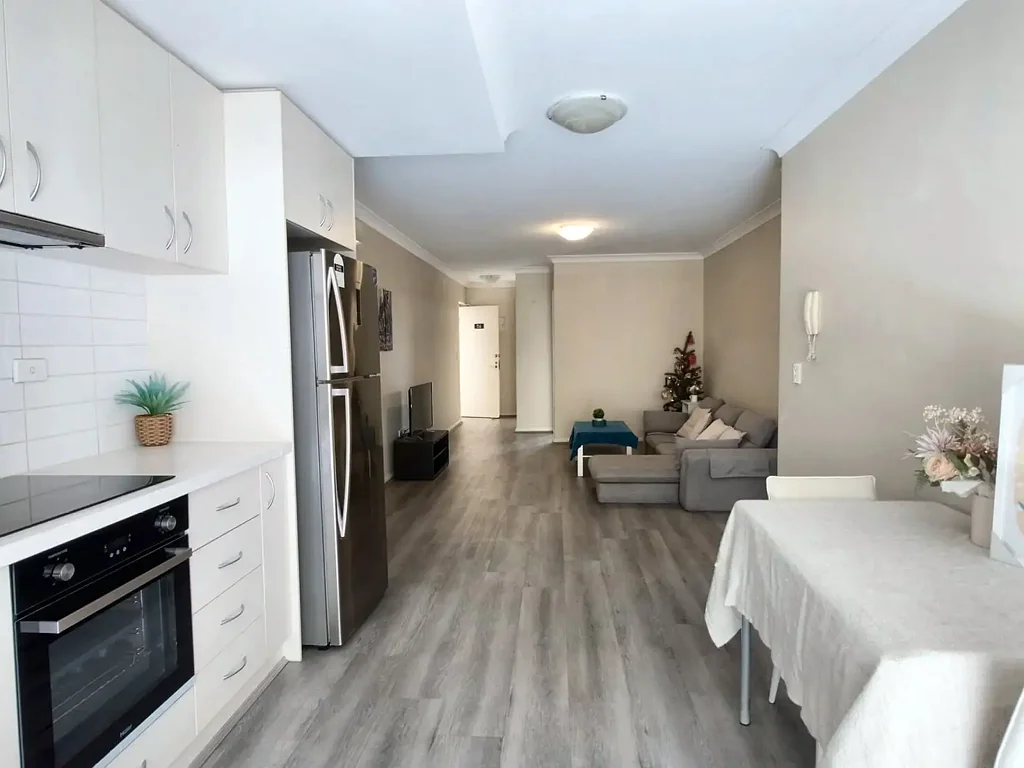 East Perth 2कमरा Parkside Living - Convenient Inner-City Opportunity