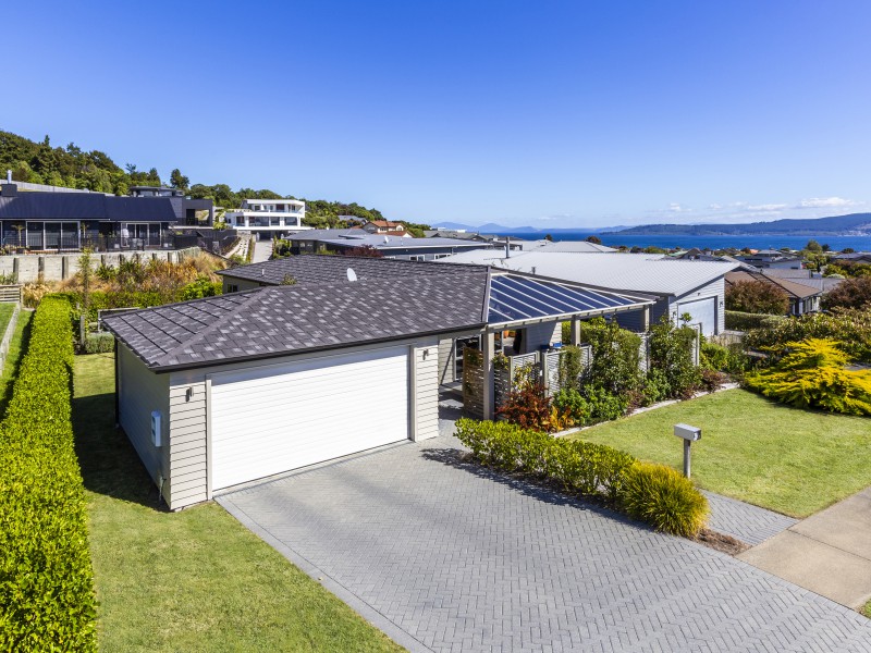 20 Coprosma Crescent, Waipahihi, Taupo, 3 chambres, 2 salles de bain