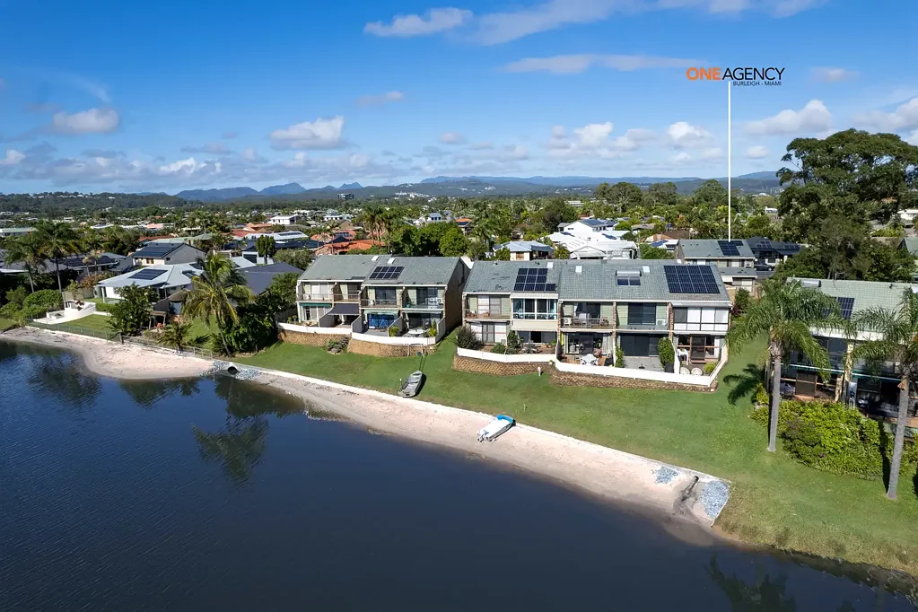 4/26-30 Dunlin Drive, Burleigh Waters, QLD 4220
