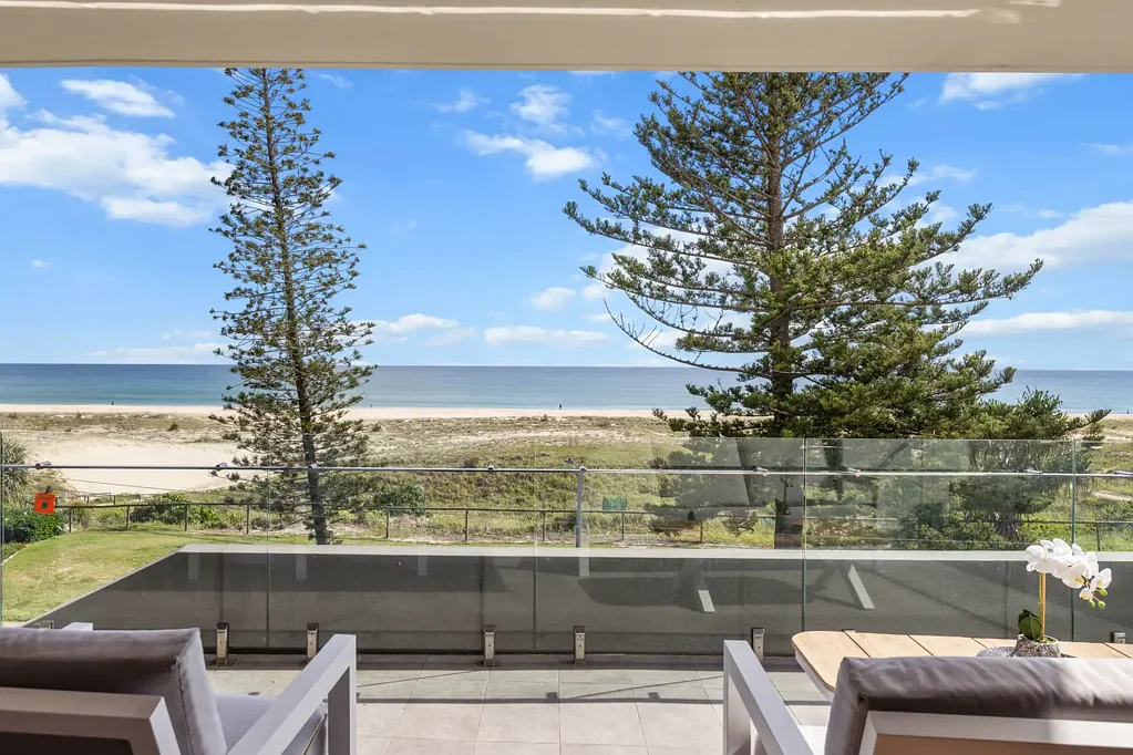 Coastal Luxury Living with Uninterrupted Ocean Views