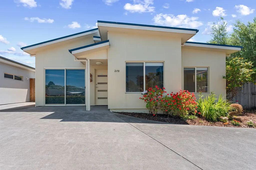 2/11 Manor Gardens, Kingston, TAS 7050