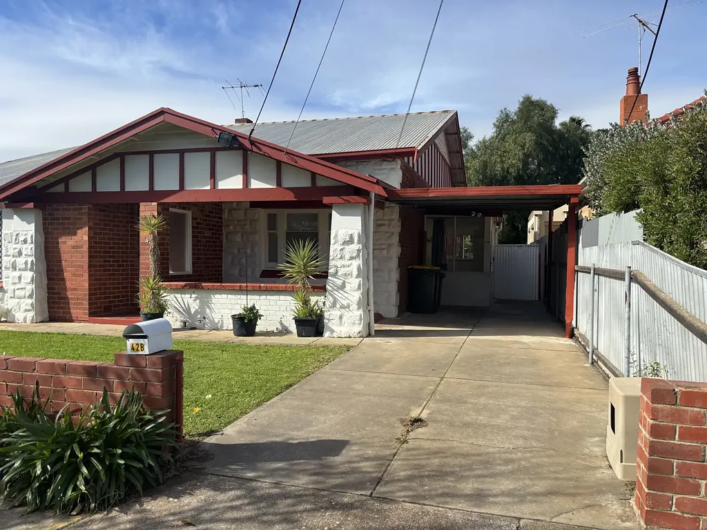 Newly Renovated 1-Bedroom 1-Bathroom Home for Rent in Seaton!