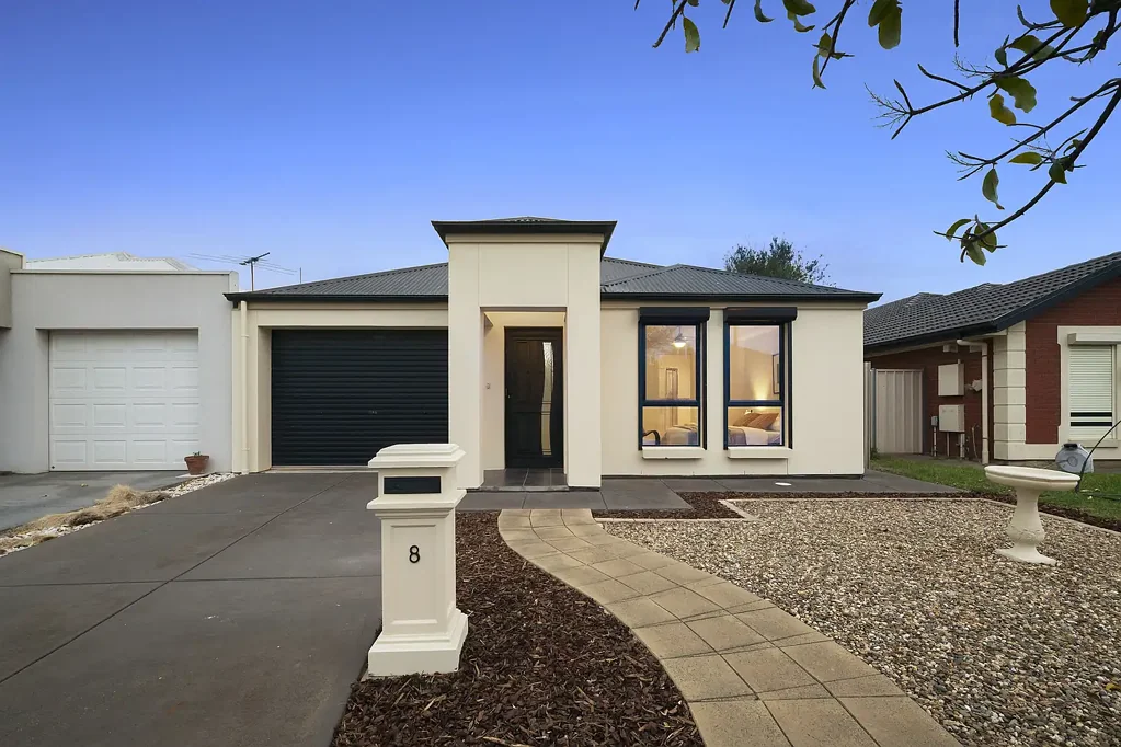 Burton 3कमरा Spacious Design in a Family Friendly Neighbourhood