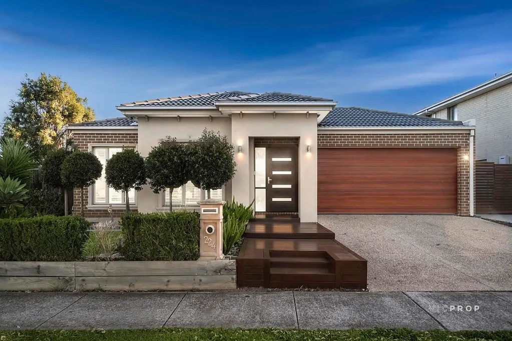 224 Saltwater Promenade, Point Cook, VIC 3030