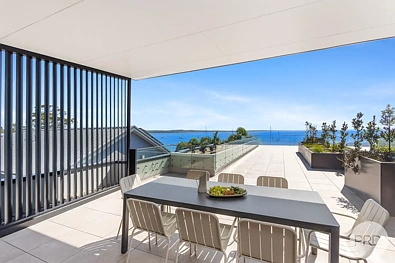 Salamander Bay 4Moenga Absolute Waterfront Penthouse with Spectacular Bay Views & Grand Terrace