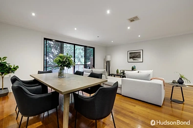 277 Church Road, Templestowe, VIC 3106, 4 Bedrooms, 2 Bathrooms, Townhouse