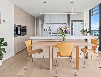 302/7 Windsor Terrace, Williamstown, South West Melbourne, 2 Bedrooms, 2 Bathrooms, Apartment
